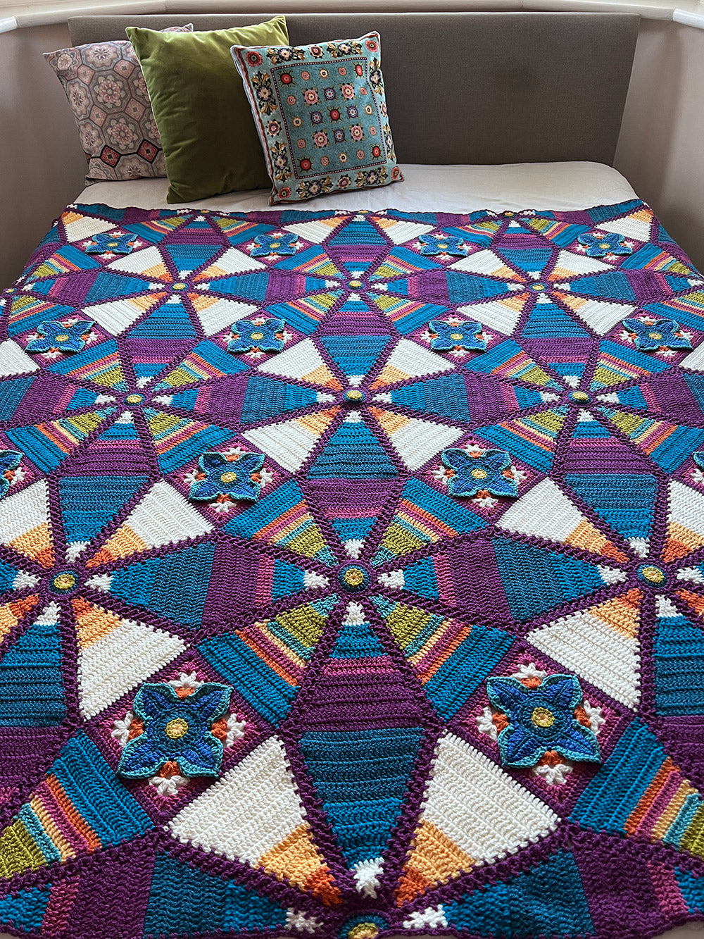GARA × blackmeans QUILT STOLE Royal Garden Blanket Special DK & Bellissima Haakpakket - Jane