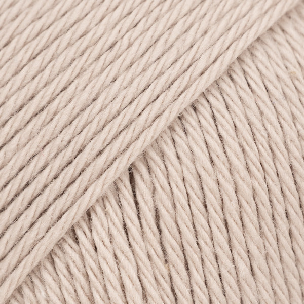 Drops Magic Uni Colour 03 Beige - kleurstaal katoen