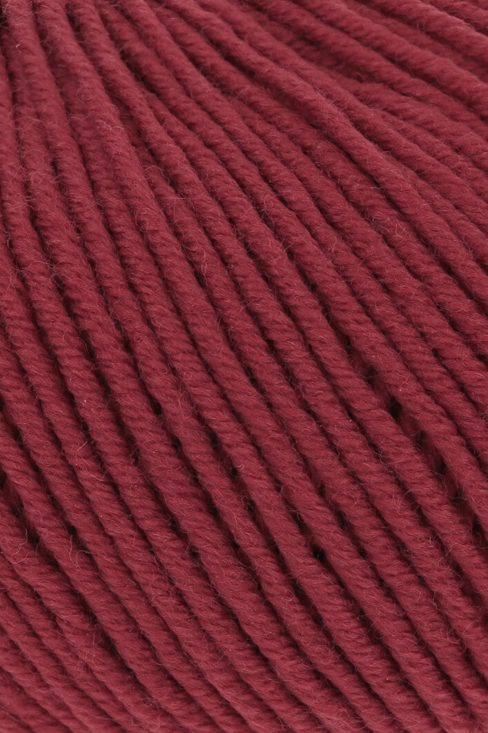 Lang Yarns Merino 120 0087 Chianti - close-up van de garenstructuur