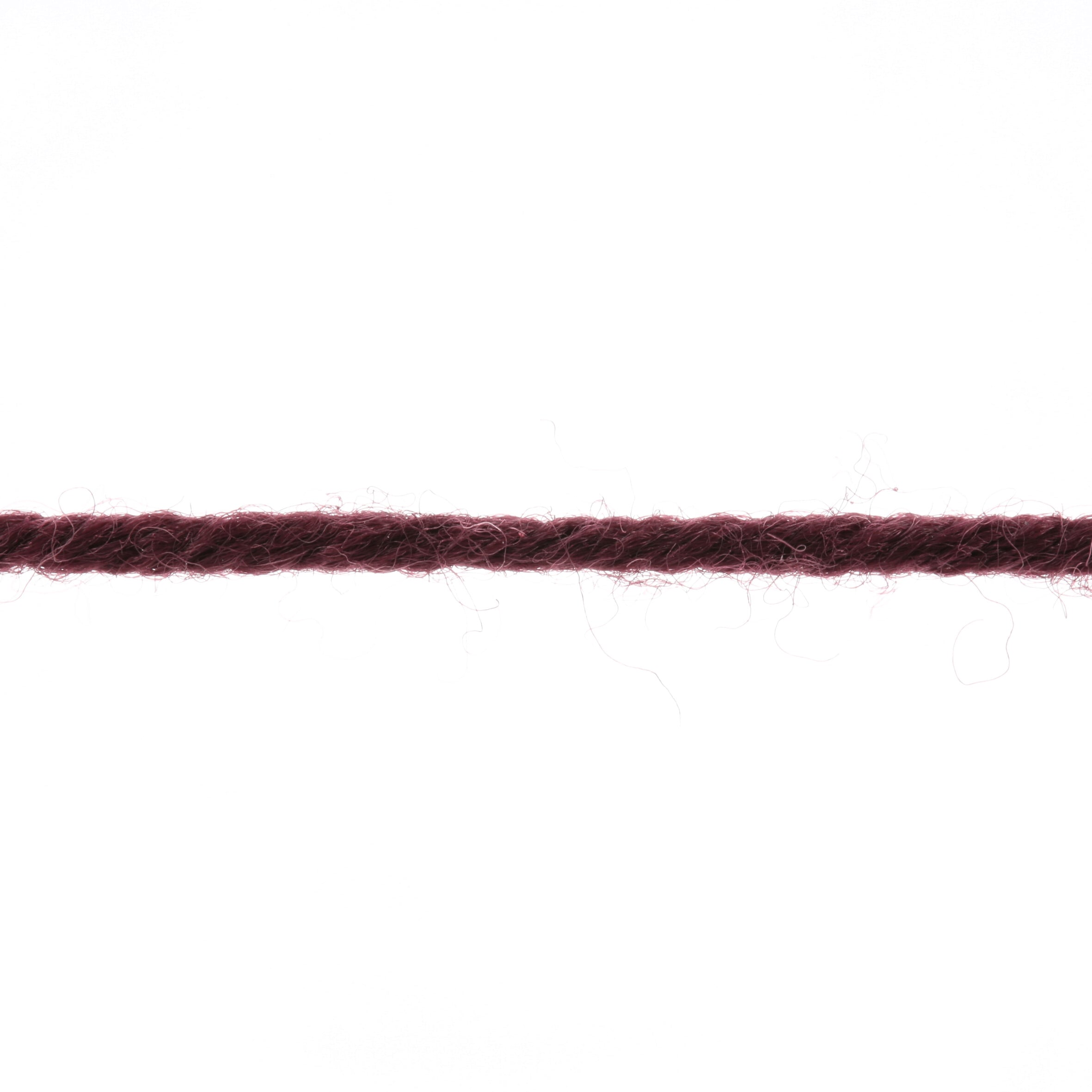 Lang Yarns Merino 120 0364 Bordeaux - detail van de losse draad