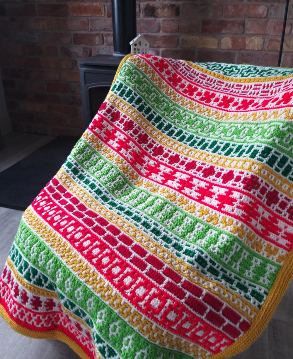 Rosina Plane Adventures in Overlay Mosaic Haakpakket - Traditional deken in rood groen en geel