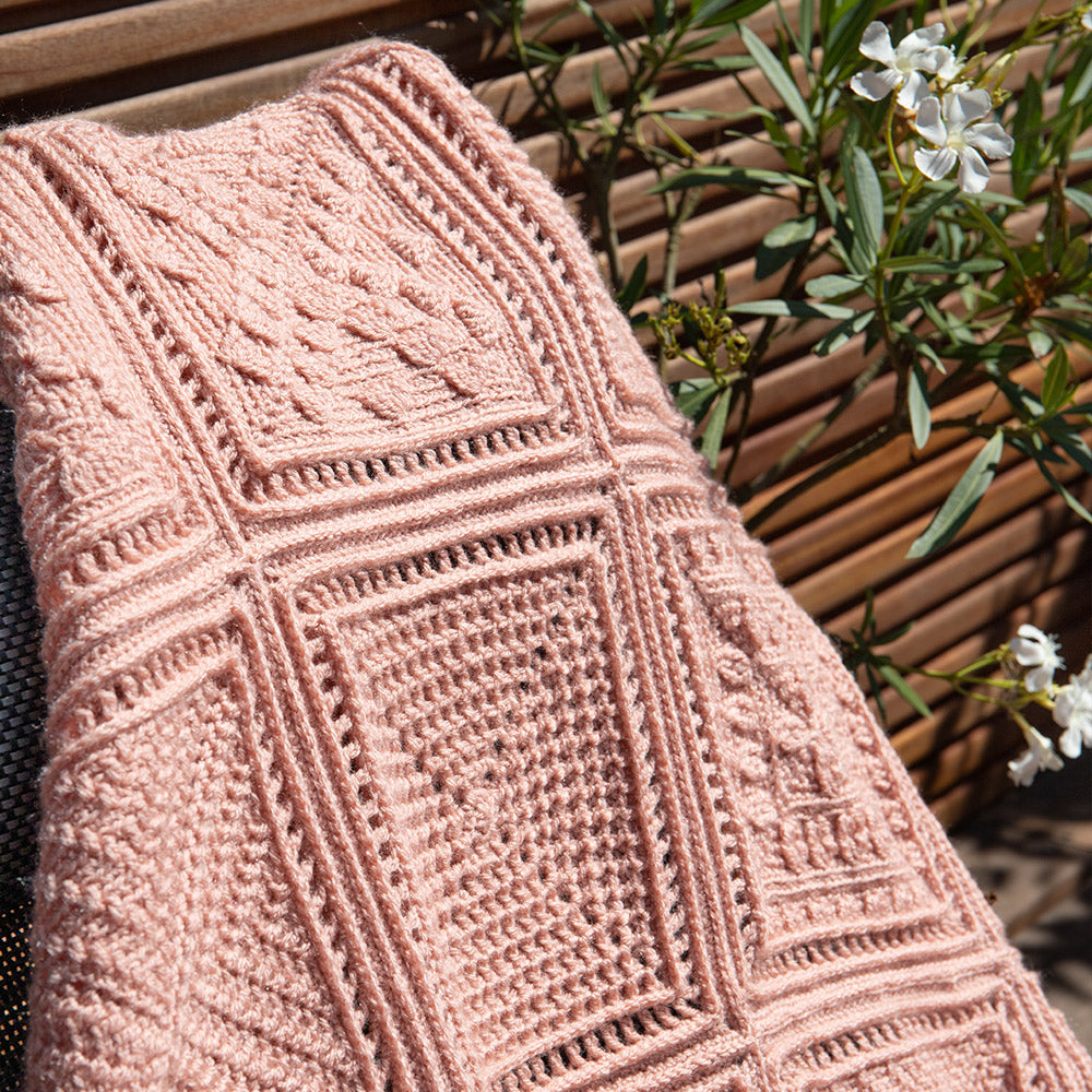 Rose — gemaakt met Droomdeken 8.0 CAL (haken) Yarn and Colors Amazing