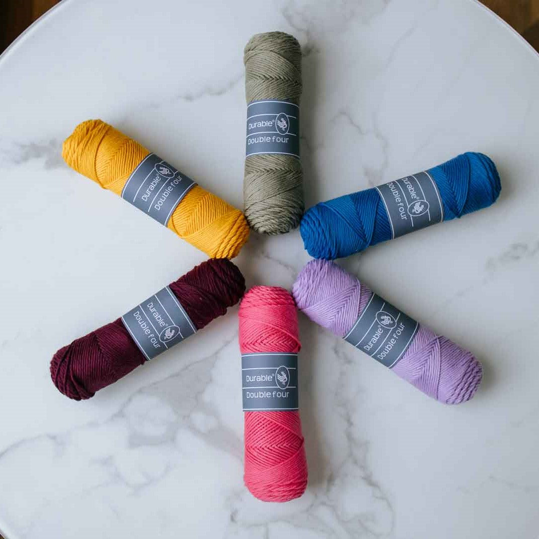 Doublefour nieuwekleuren — gemaakt met Durable Double Four Nieuwe Kleuren Garenpakket