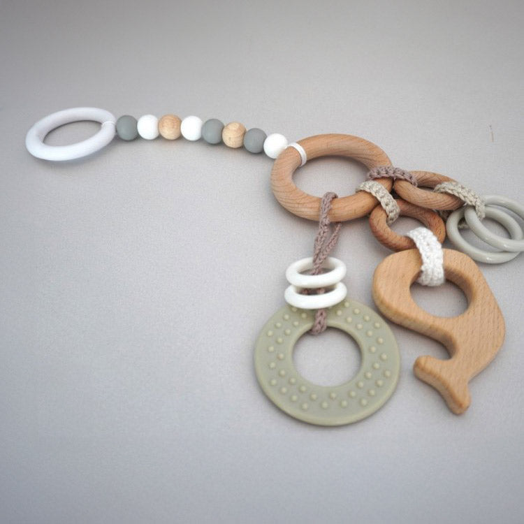 Speenkoord en speelhanger neutral — gemaakt met Durable Plastic Ringetjes 40mm