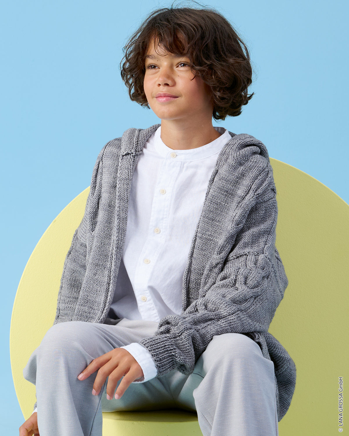 Lana Grossa Kids Nr. 15 model 16 - vest met Cool Wool Big Vintage - sfeerfoto 7
