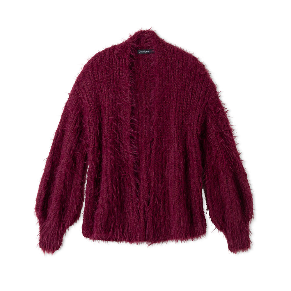 Lana Grossa Filati Journal No. 72 model 37 - bordeauxrood fluffy vest, vrijstaand model
