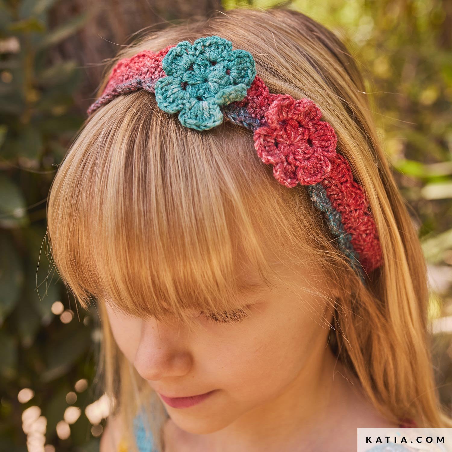 Patroon breien haken kinderen slabbetje lente zomer katia — gemaakt met Katia Fair Cotton Stretch (2)
