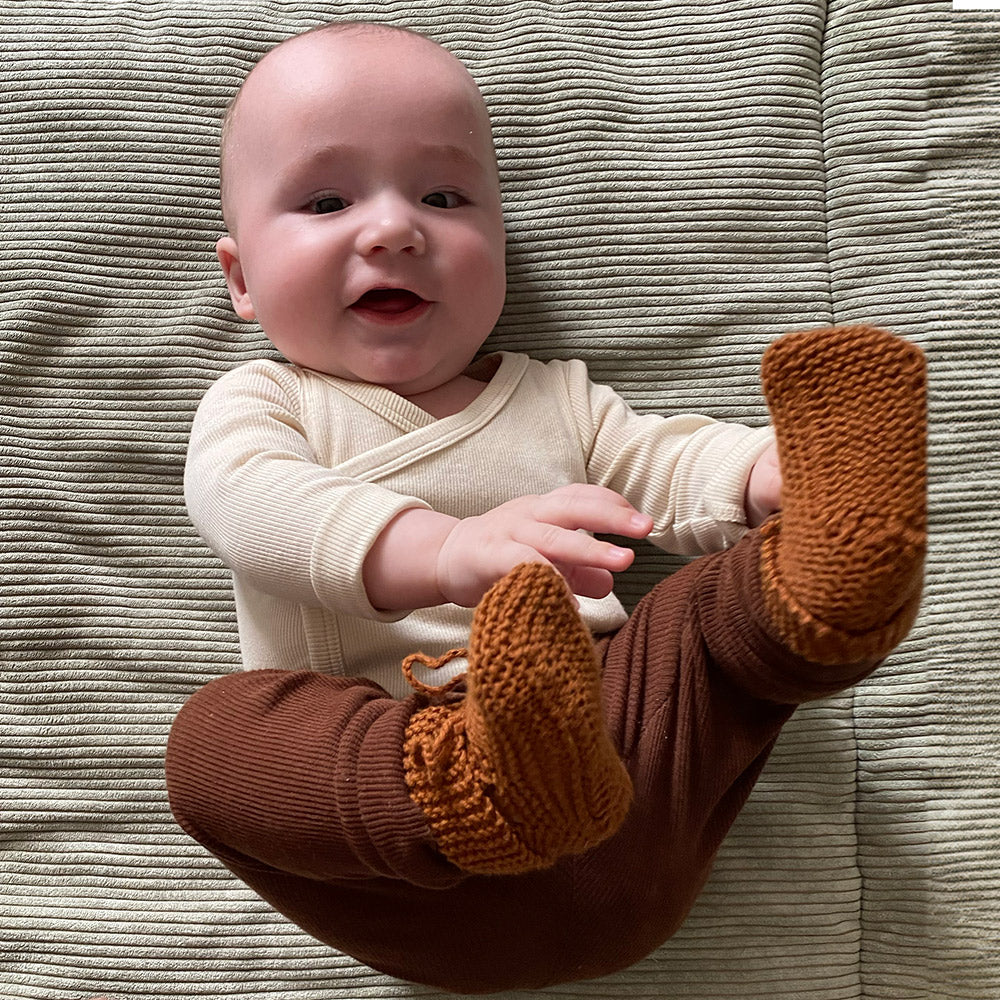 Knipmode - Oh baby! Knit Booties Breipakket (2)