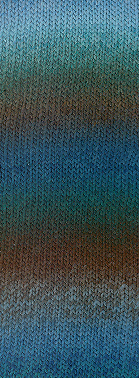 Detail van het kleurverloop van Lana Grossa Meilenweit 100 Color Mix Multi 8017 in Petrol, Zeegroen, Donkerbruin, Mokka, Blauwpetrol - Lana Grossa Meilenweit 100 Color Mix Multi 8017 Petrol/Zeegroen/Donkerbruin/Mokka/Blauwpetrol