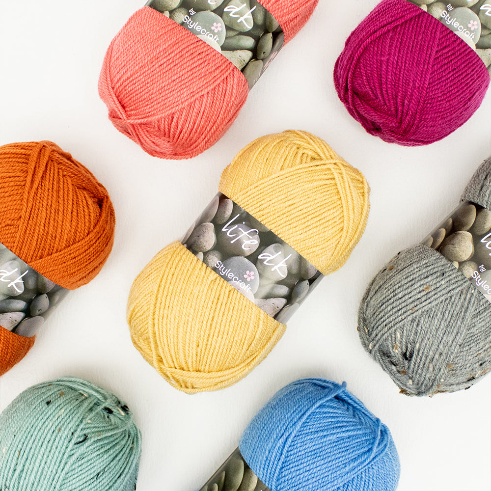 Sfeerbeeld met Stylecraft Life DK - Nepp shades (4)