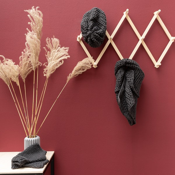 Cheerful graphite — gemaakt met Yarn and Colors Cheerful