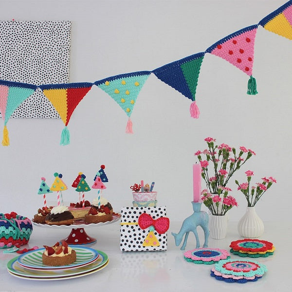 Party kit — gemaakt met Yarn and Colors Party Kit Booklet (5)