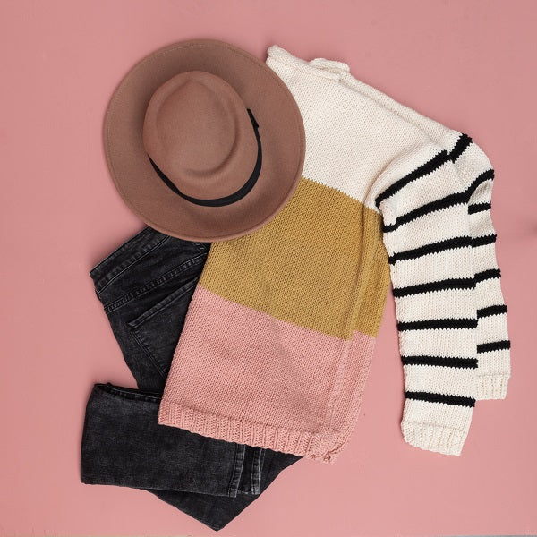 Jumper color block — gemaakt met Yarn and Colors Striped Jumper Color Block Breipakket (3)