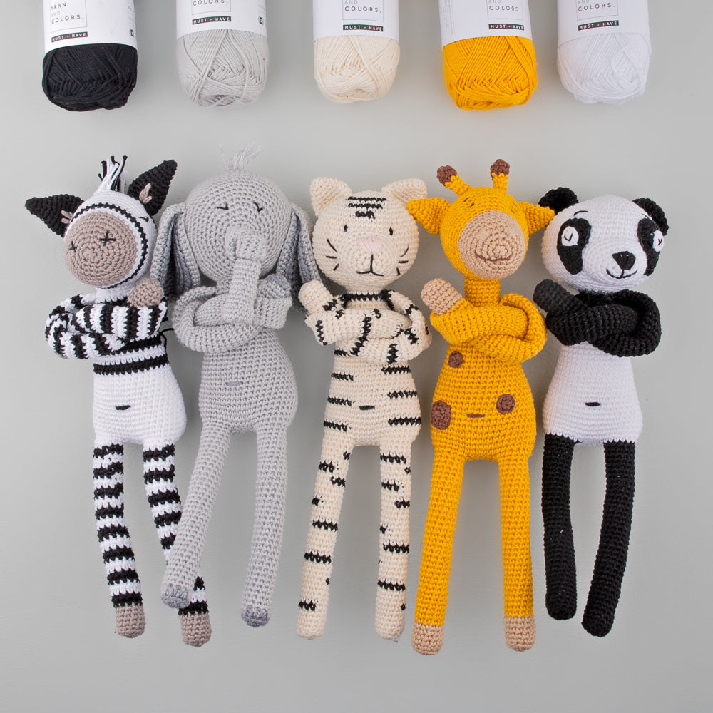 Groepsfoto en kan dus bij allemaal — gemaakt met Yarn and Colors Zapp Zebra Haakpakket