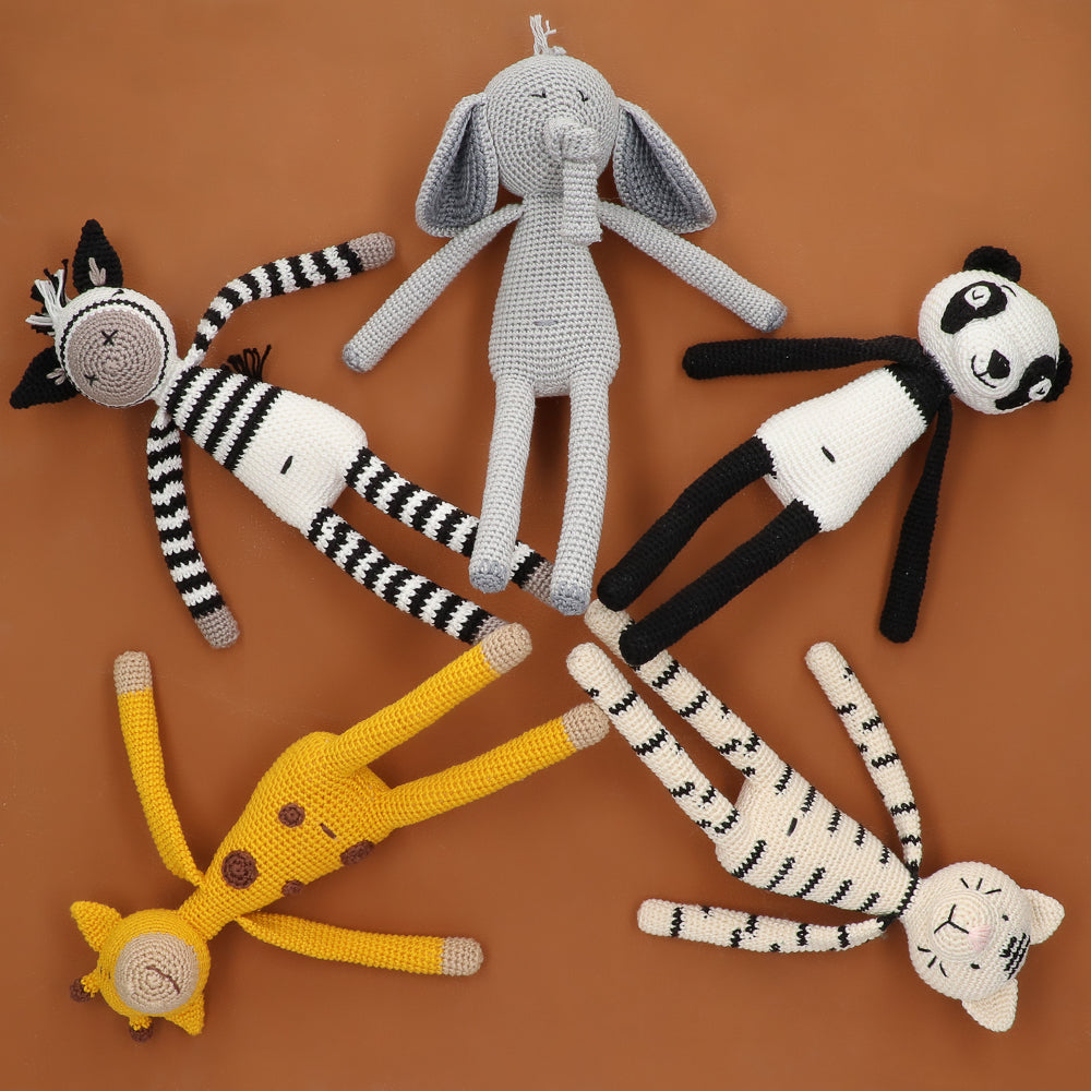 Groepsfoto en kan dus bij allemaal — gemaakt met Yarn and Colors Zapp Zebra Haakpakket (3)