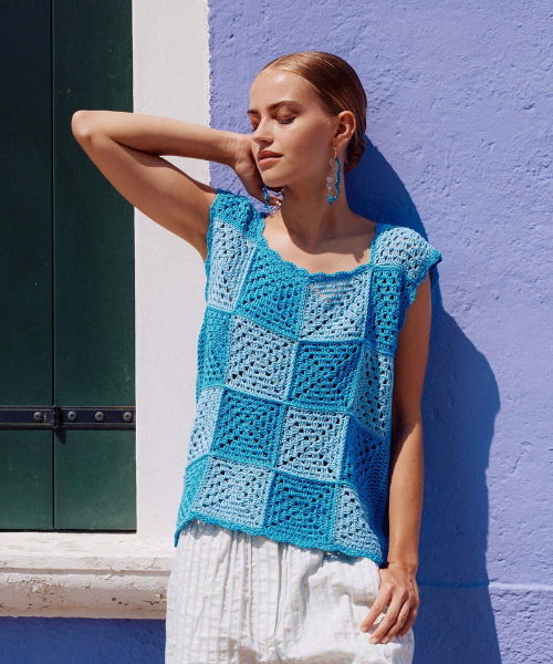 laid back top