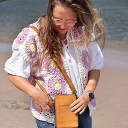 Pastel Sunset Gilet Garen- en Haakpakket - Finishing Stitches