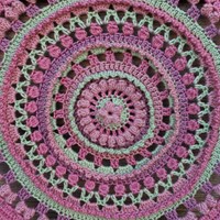 Haakpatroon Mandala Lily