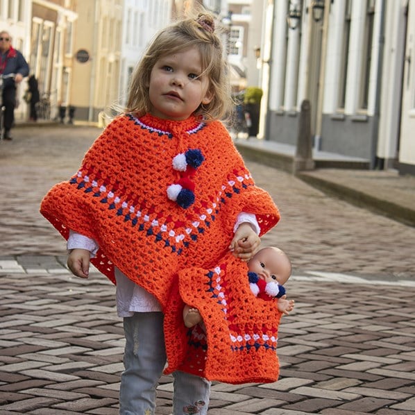 Odysseus Stralend werkzaamheid Koningsdag Kinderponcho Haakpakket - Wolplein.nl