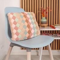 Wallis Kussen - Soft Pastel - Studio Madelaine  - Haakpakket-2