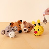 Sleutelhanger Set 4 vos, aap, beer en bijtje - Sandra Bekx Haakpakket