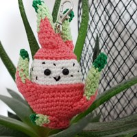 Haakpatroon Baby Pitaja Sleutelhanger-3