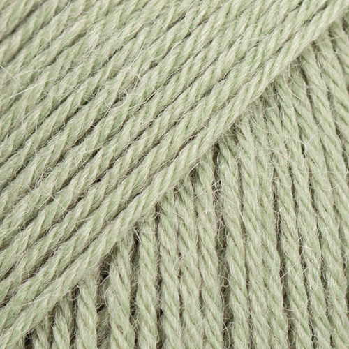 Drops Nord Uni Colour 24 Saliegroen-2