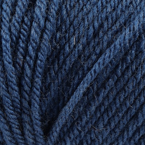 Yarn and Colors Chunky Amazing 060 Navy Blue-2