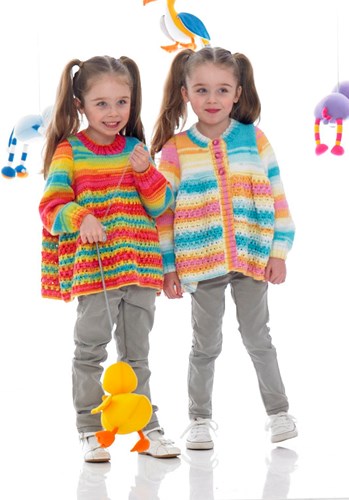 Breipatroon Stylecraft Wondersoft Merry Go Round DK No. 8969 Meisjes vest en trui-2