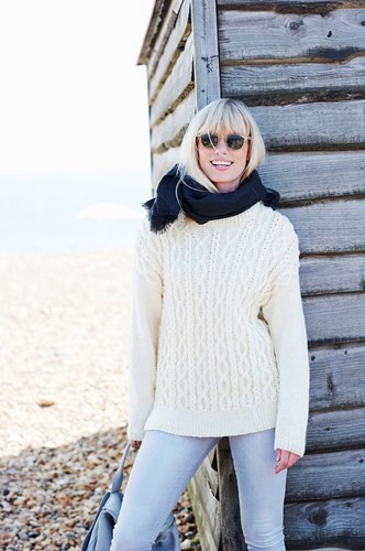 Breipatroon Stylecraft Life Aran No. 9440 Truien-2