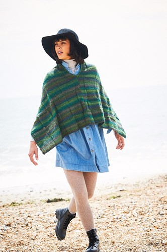 Breipatroon Stylecraft Charm No. 9879 Poncho's en sjaals