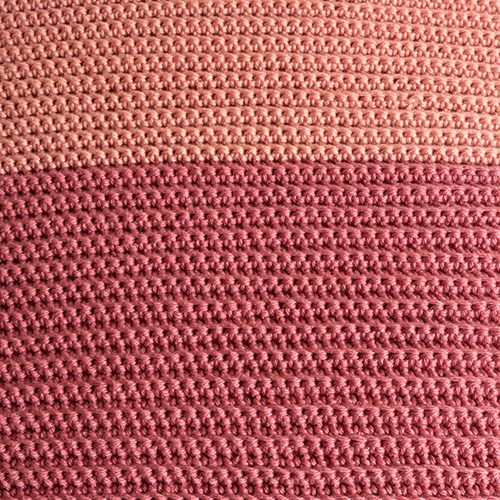 Yarn and Colors Two Tones Comfy Cushion Haakpakket L 047 Old Pink / Antique Pink