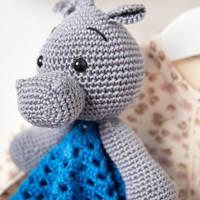Nijlpaard knuffeldoekje – Go Handmade Sensory Kit Garen- en Haakpakket-2