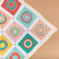 Yarn and Colors Blossom Baby Blanket Haakpakket 013 Sunglow-2