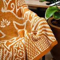 Beaming Buddha Deken Gold Garenpakket - Exclusief Patroon-3