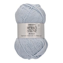 Drops Merino Extra Fine Uni Colour 39 IJsblauw