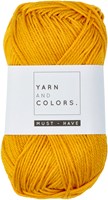 Yarn and Colors Must-Have Triangle Wall Hanging Haakpakket 1-3