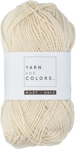 Yarn and Colors Must-Have Triangle Wall Hanging Haakpakket 2-3