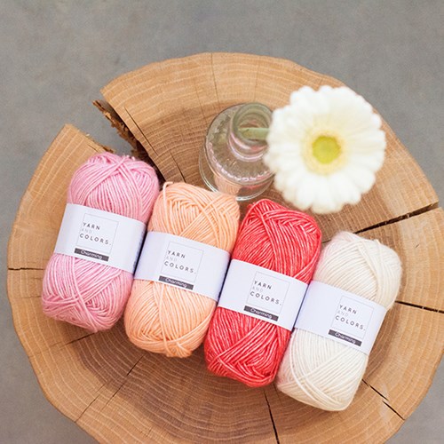Yarn And Colors Charming