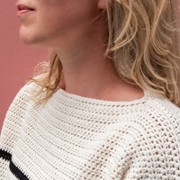 /c/l/classic-jumper-100-black-2_1.jpg
