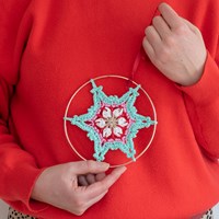 Yarn and Colors Colorful Christmas Star Haakpakket 037 Cotton Candy-2