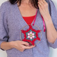 Haakpatroon Yarn and Colors Colorful Christmas Star