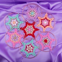 Yarn and Colors Colorful Christmas Star Haakpakket 037 Cotton Candy