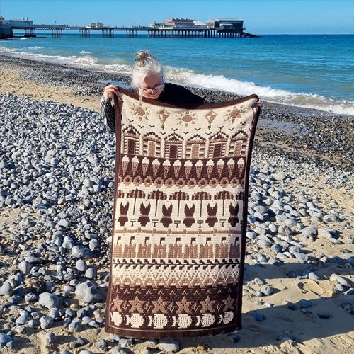 Deken Beside the Seaside CAL by Rosina Plane - Cromer
