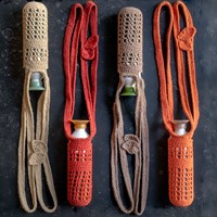 Haakpatroon Yarn and Colors Be Gentle Bottle Holder