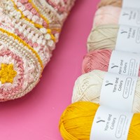 Yarn and Colors CAL Island Stroll Pillow - 047 Sunlight Garenpakket