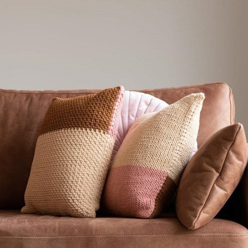 Yarn and Colors Fab Cushion Haakpakket-2
