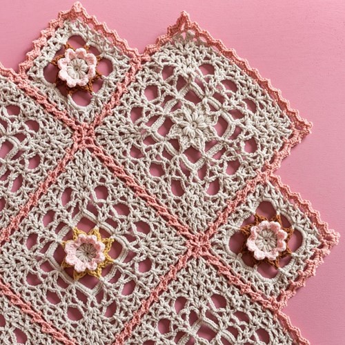 Haakpatroon Yarn and Colors Romantic Throw-2