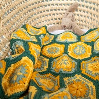 Yarn and Colors Flower Hexagon Baby Blanket Haakpakket 078 Bottle-2