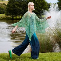 Lang Yarns Footprints